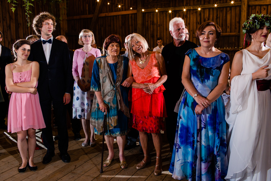 the wedding barn