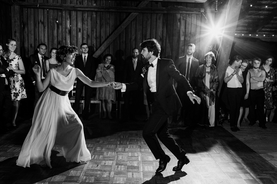 the wedding barn
