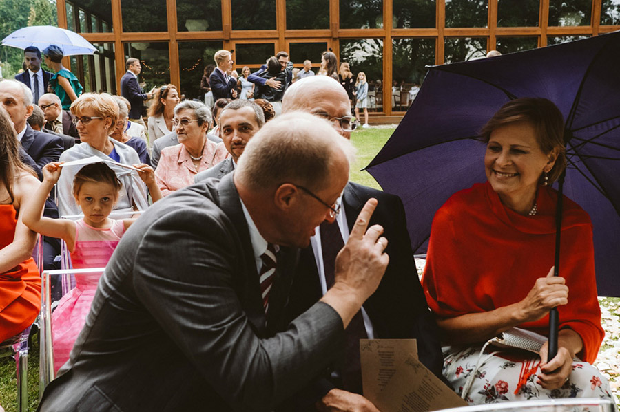 Plenerowy ślub w zaciszu Anny Korcz, plenerowy ślub Warszawa